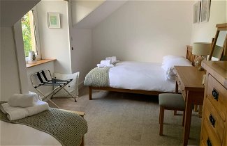 Photo 2 - Beautiful 2-bed Apartment in Inverkip Great Garden