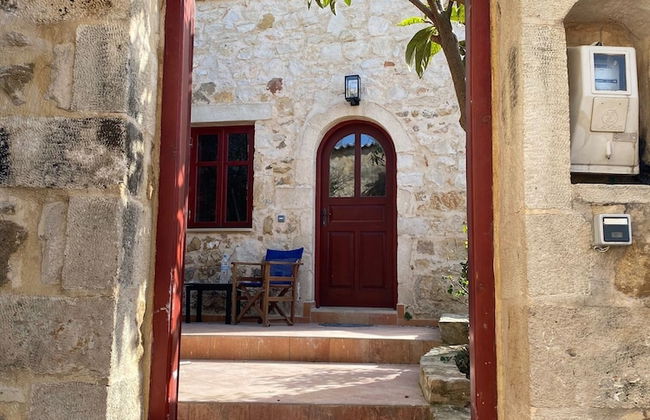 La Perla de Maroulas - Photo 1