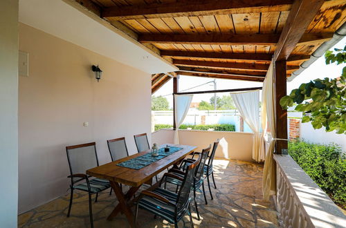 Foto 15 - Charming Villa With Private Pool and Nice Covered Terrace, 3 Rooms and Bathrooms