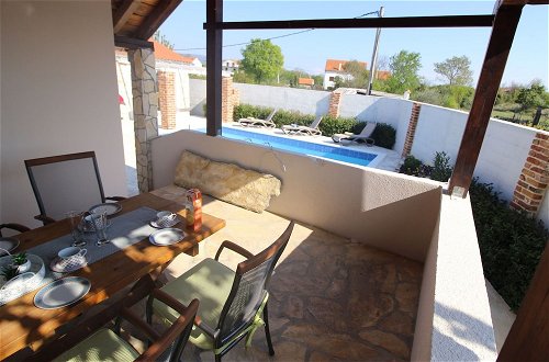 Foto 14 - Charming Villa With Private Pool and Nice Covered Terrace, 3 Rooms and Bathrooms