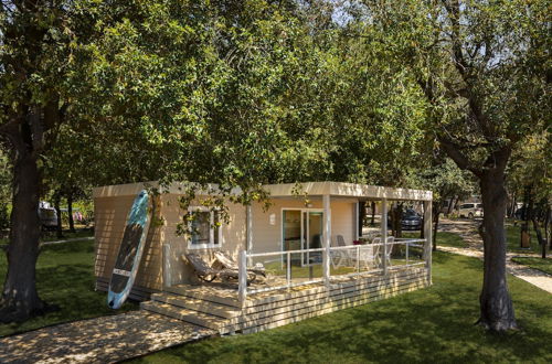 Photo 11 - Maistra Camping Koversada Naturist Mobile homes