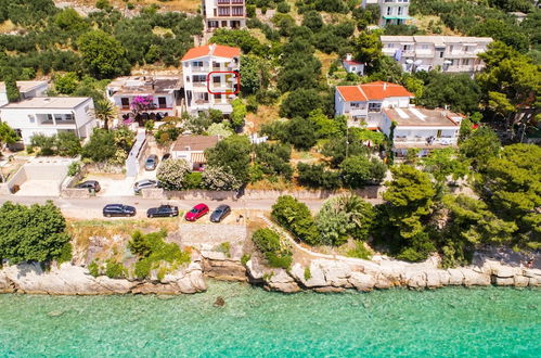 Photo 32 - Apt Next to the Beach w Balcony and sea View