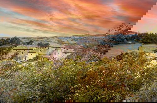 Photo 1 - Tenuta Borgo Santa Cecilia