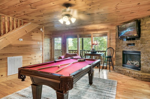 Photo 55 - Timberwolf Vista w HotTub Pool View