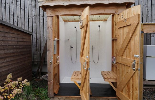 Showman's Hut @ Westcote - Photo 9