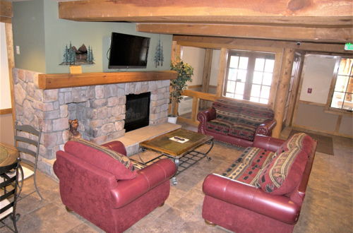 Photo 2 - Dakota Lodge 2 Bed 2 Bath