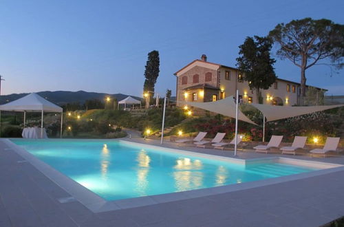 Photo 29 - Quaint Holiday Home in Florence Tuscany With Swimming Pool