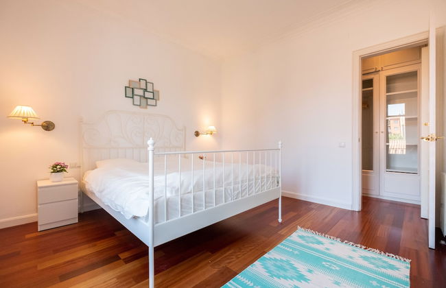 Stunning 4BR Apart in Sagrada Familia - Foto 14