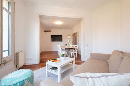 Photo 36 - Stunning 4BR Apart in Sagrada Familia