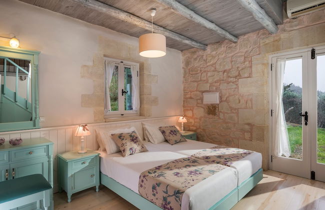 Boutique Villa Petra Eleni - Photo 3