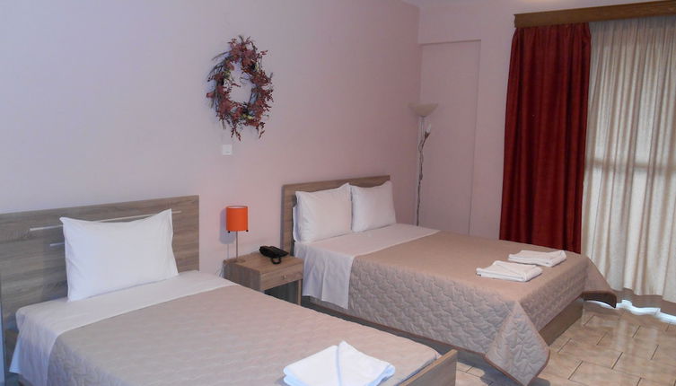 Photo 1 - Hotel Vasilis