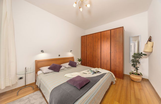 Terra Magica Deluxe Apartment OR Room with Private Parking, Terrace and Sea View - Foto 7