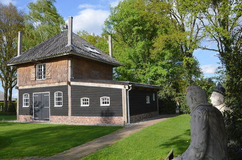 Photo 36 - Cozy Holiday Home in Volkel With Sauna