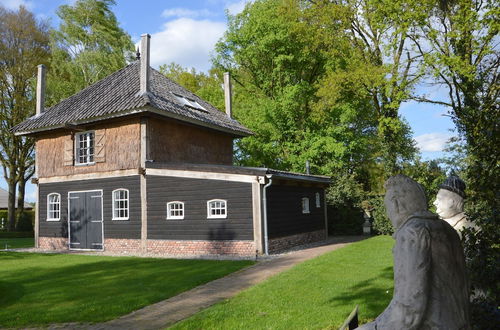 Photo 10 - Cozy Holiday Home in Volkel With Sauna