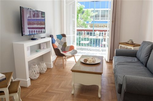 Photo 1 - Elegant 2BD Apartment