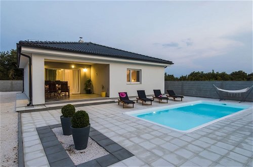 Photo 25 - Beautiful Villa With Private Swimming Pool