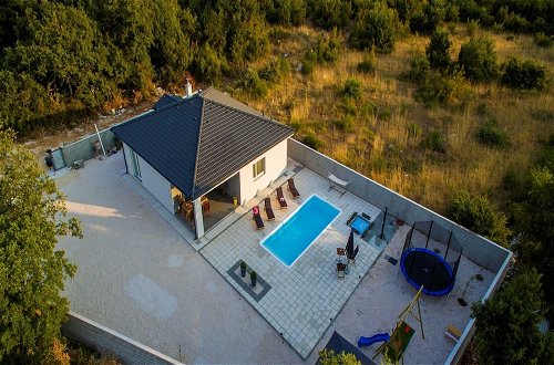Photo 36 - Beautiful Villa With Private Swimming Pool
