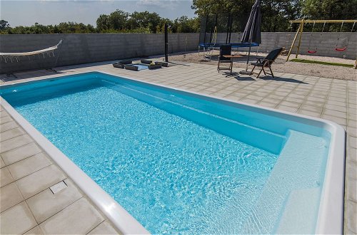 Photo 1 - Beautiful Villa With Private Swimming Pool