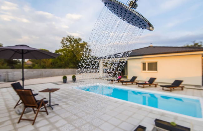 Beautiful Villa With Private Swimming Pool - Foto 26