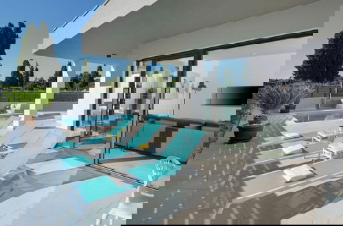 Foto 27 - Luxury Apartment With Private Pool, Near the Beach and Close to Pula