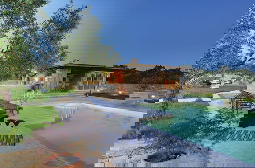 Foto 22 - Charming Villa With Heated Pool Near Rovinj