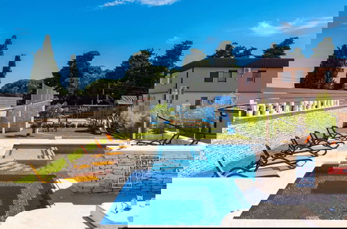 Photo 14 - Villa in Pula With Pool Near Roman Arena