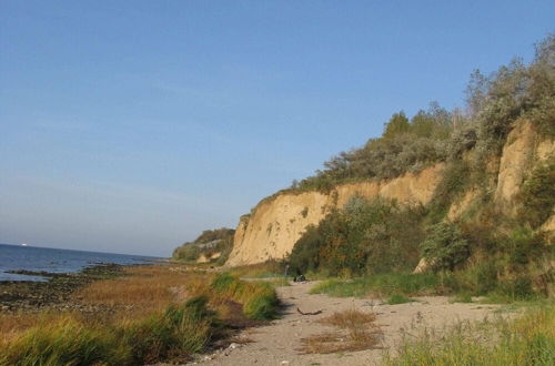 Photo 13 - Beach House on the Wiek in Beach Location