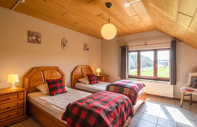 Spacious Holiday Home in Gouvy With Garden - Foto 6