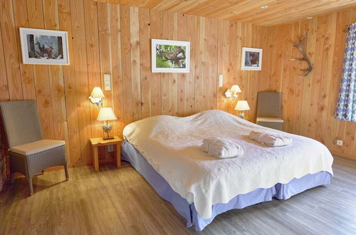 Foto 4 - Comfortable Chalet With Indoor Pool, Hammam and Sauna Near Stoumont