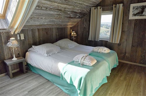 Photo 5 - Comfortable Chalet With Indoor Pool, Hammam and Sauna Near Stoumont