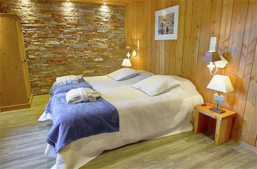 Photo 8 - Comfortable Chalet With Indoor Pool, Hammam and Sauna Near Stoumont