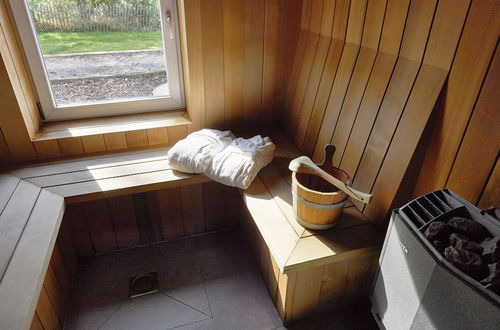 Foto 24 - Comfortable Chalet With Indoor Pool, Hammam and Sauna Near Stoumont