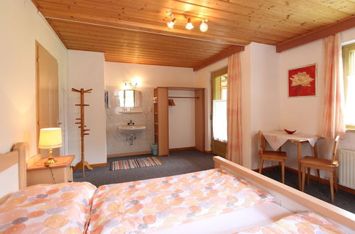 Photo 3 - Cosy Apartment in Neukirchen near Krimmler Waterfalls