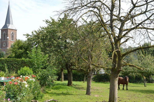 Foto 39 - Spacious Holiday Home in Teuven With Garden