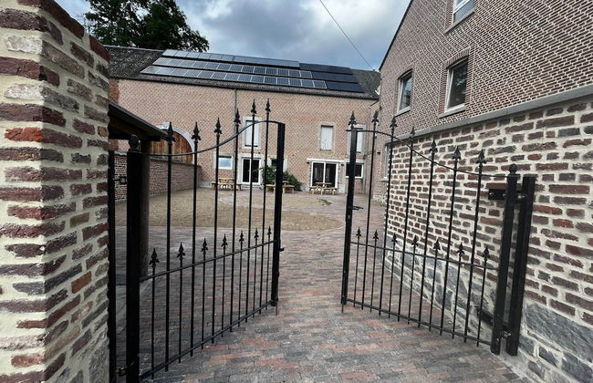 Spacious Farmhouse in Houyet with Hot Tub - Photo 33
