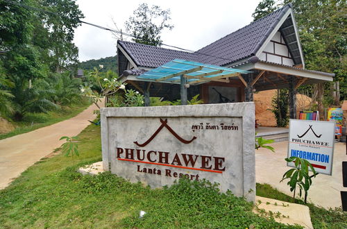 Photo 39 - Phuchawee Lanta Villa