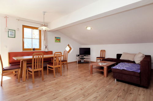 Photo 12 - Beautiful Holiday Apartment