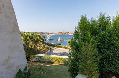 Photo 20 - Regal Home With Shared Pool Near Beach in Bodrum