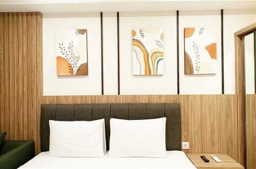 Photo 1 - Comfort And Simply Look Studio Room At Mataram City Apartment