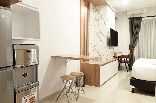 Foto 5 - Comfort And Simply Look Studio Room At Mataram City Apartment