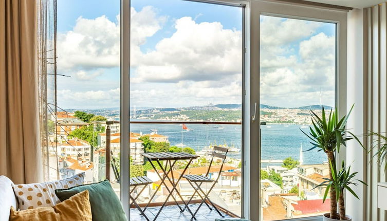 Photo 1 - Central Apartment With Bosphorus View in Cihangir