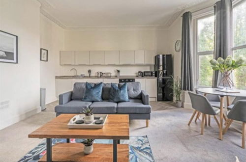 Foto 5 - Stunning Large 1-bed Apartment in Tunbridge Wells