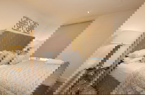 Foto 3 - Deluxe City Apt, Beautiful River View&free Parking
