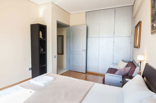 Photo 2 - Gorgeous 2 bedrooms apt at Exarcheia