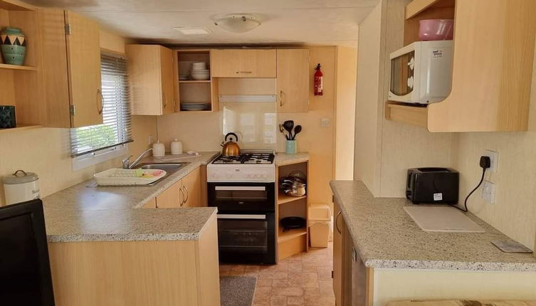 Photo 1 - Beautiful 2-bed Caravan in Abergele Town