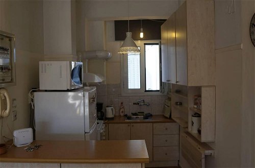 Photo 10 - Immaculate 2-bed Apartment in Zografou