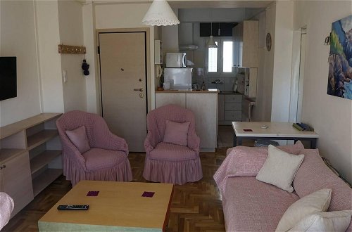 Photo 15 - Immaculate 2-bed Apartment in Zografou