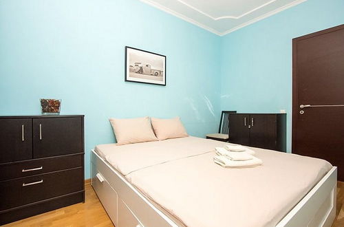 Photo 2 - Apartlux on Ploshchad Pobedy