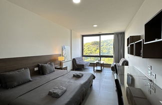 Photo 2 - Grey Escape Apartements