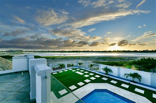 Photo 28 - New! Ocean View With Rooftop Terrace in Malmok